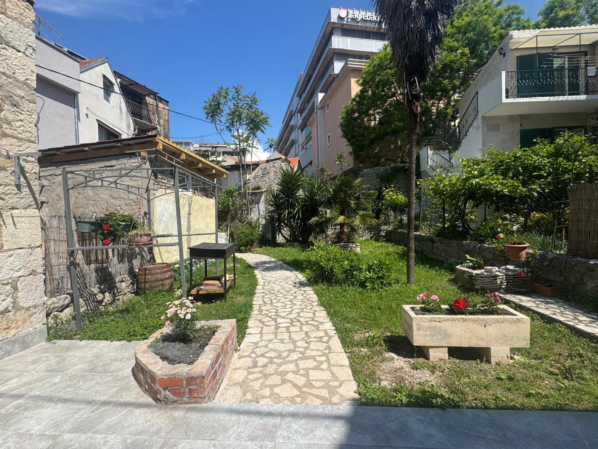 Dalmata Garden * Split